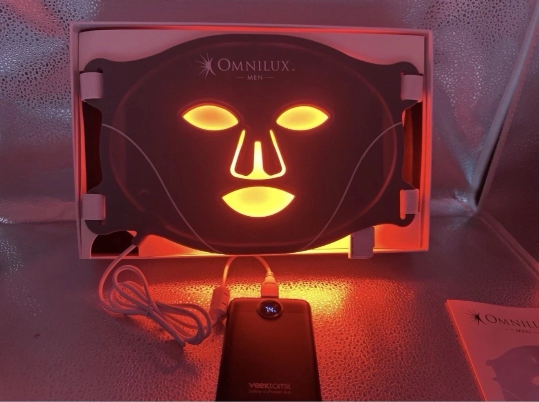 LikeNew-Omnilux MensLED Mask Therapy Device Reduce Lines Wrinkles-MASK&POWERBANK
