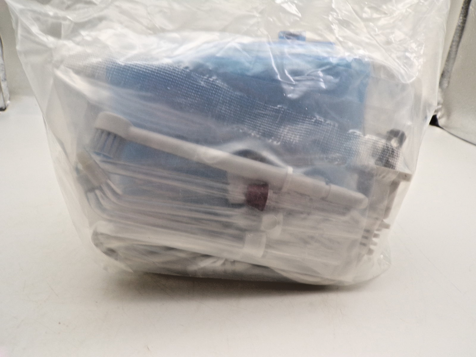 Waterpik Water Flosser WP270W/WP305W w/Tips, Case, Instructions NEW SEALED PARTS