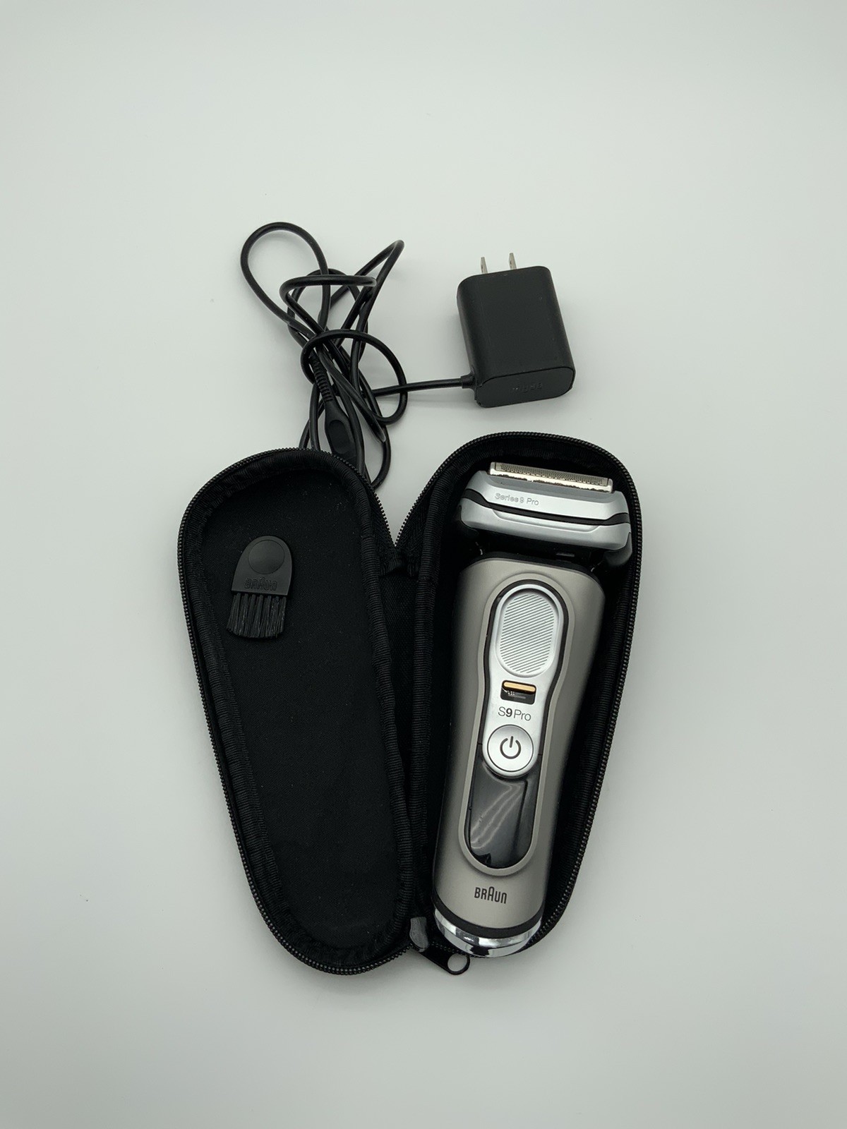 Braun Series 9 PRO Electric Wet And Dry Shaver Used