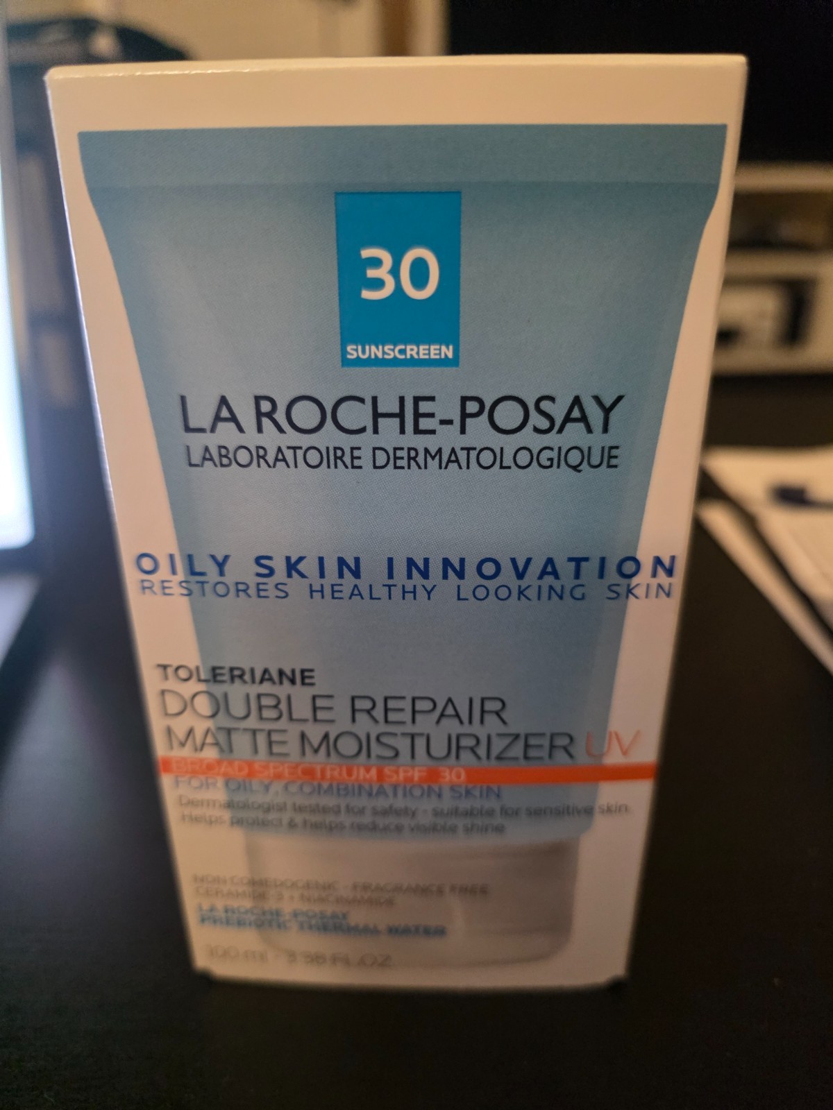 La Roche-posay Double Repair Matte Moisturizer UV SPF 30 exp 2/2028/3.38 fl oz