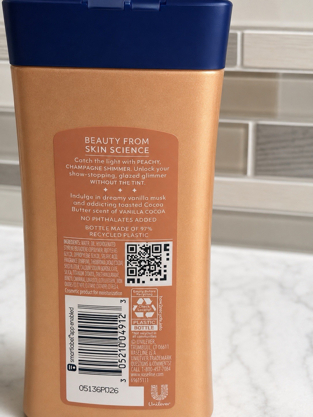 Vaseline Sunlit Glow Shimmer Hydrating Gel Oil Vanilla Cocoa 6.8 fl oz