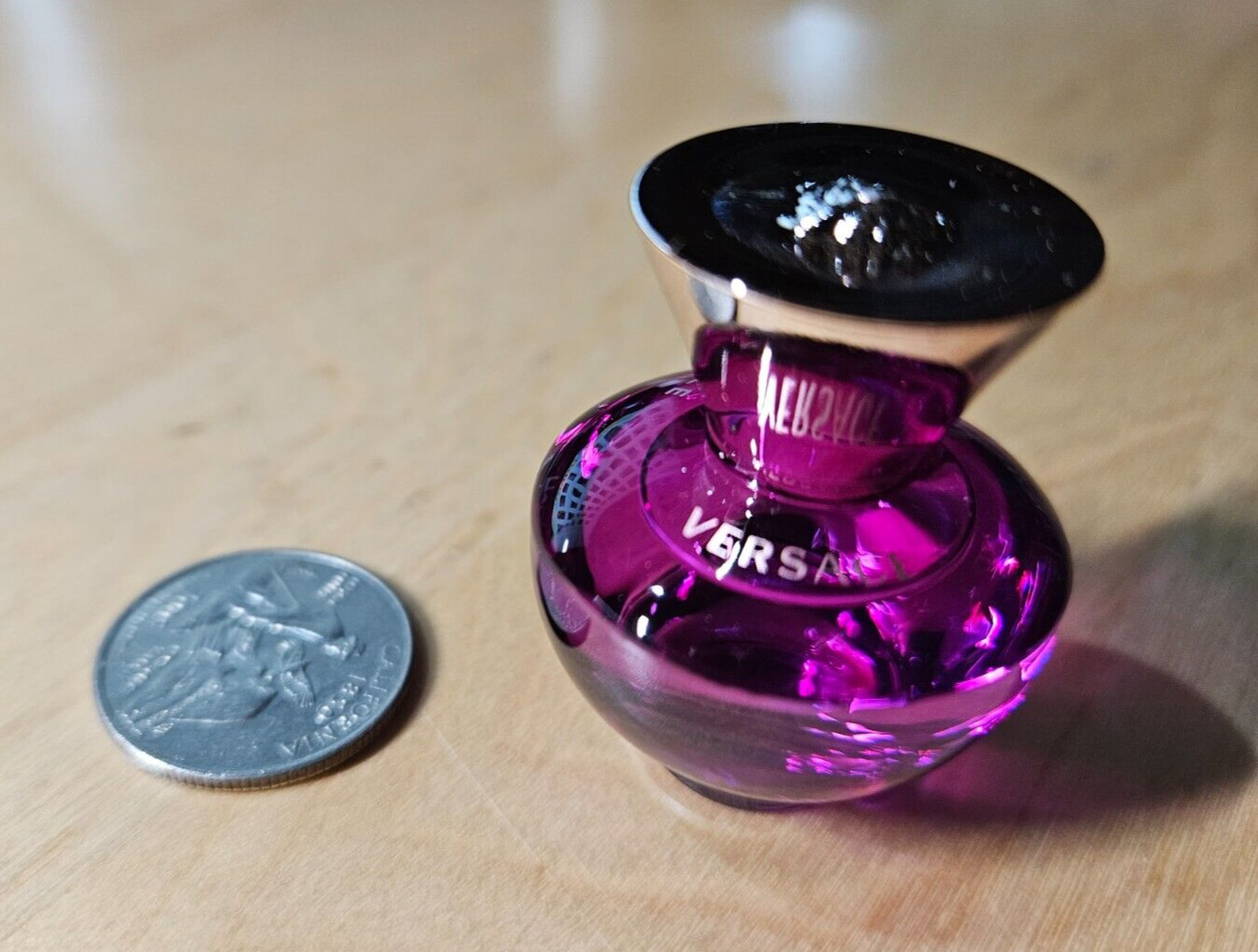 Versace DYLAN PURPLE Pour Femme Eau de Parfum Mini .17oz/5 ml New #RA-24