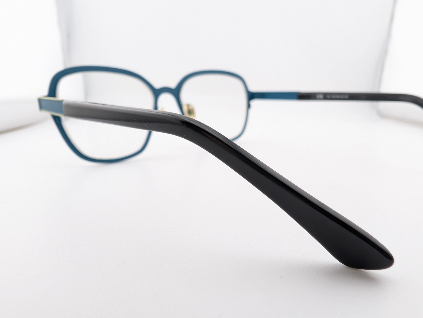 Roger Eye Design Eyeglasses, Frames Only, Finetoon 2 C.1, 52-18-…, Netherlands
