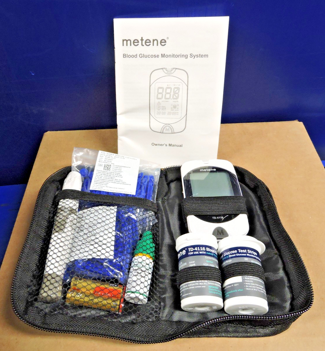 NEW Complete Kit Metene TD-4116 Blood Glucose Monitor / 100 Strips / 100 Lancets