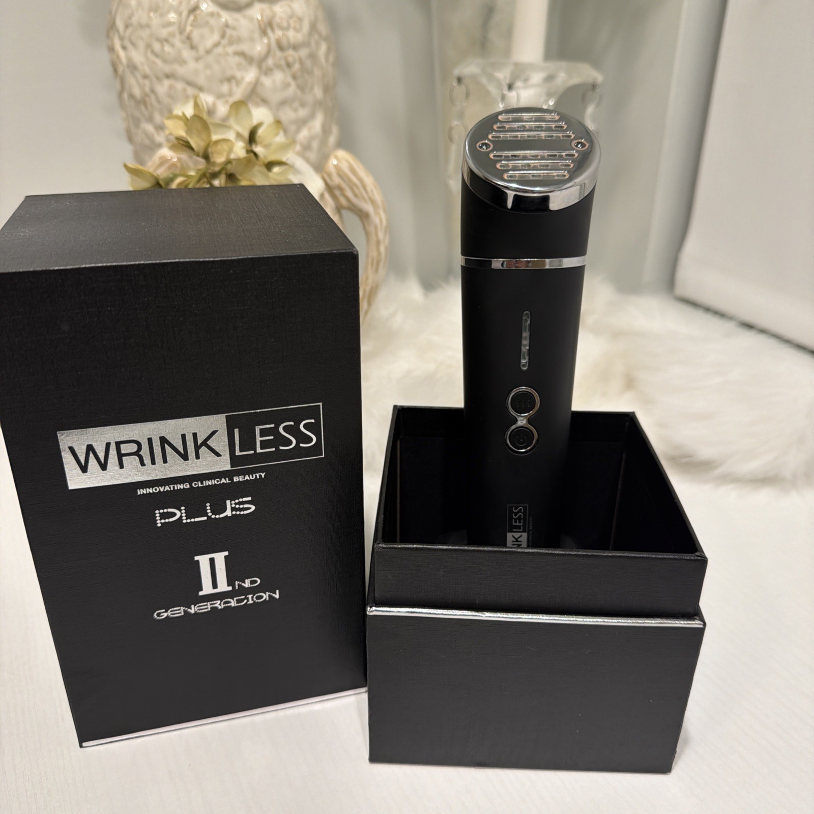 Wrinkless Plus 2nd Generation L’Core Retails $4000 Spa Professional Device