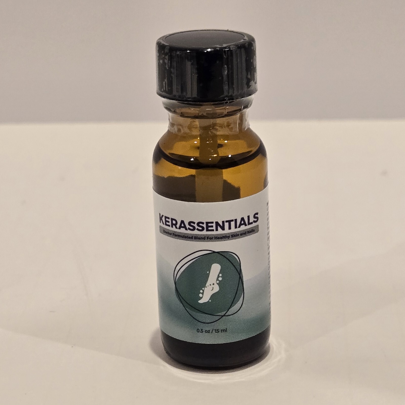 Original Kerassentials .5 oz 15ml for Nail Fungus Dark Glass Bottle 2/26 SEALED