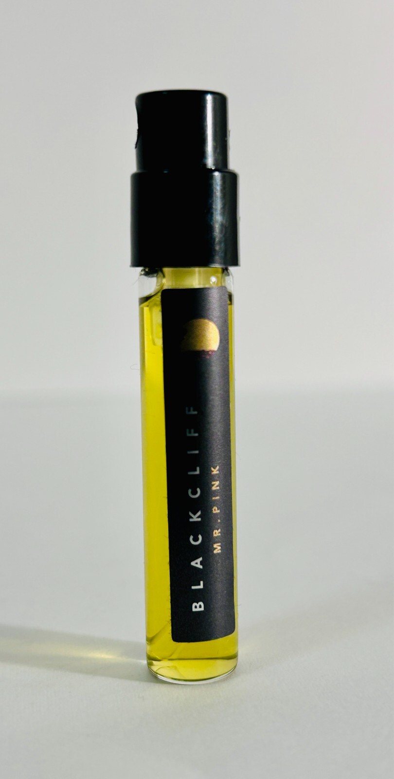 BLACKCLIFF MR. PINK extrait de parfum 1.5ml Sample Spray