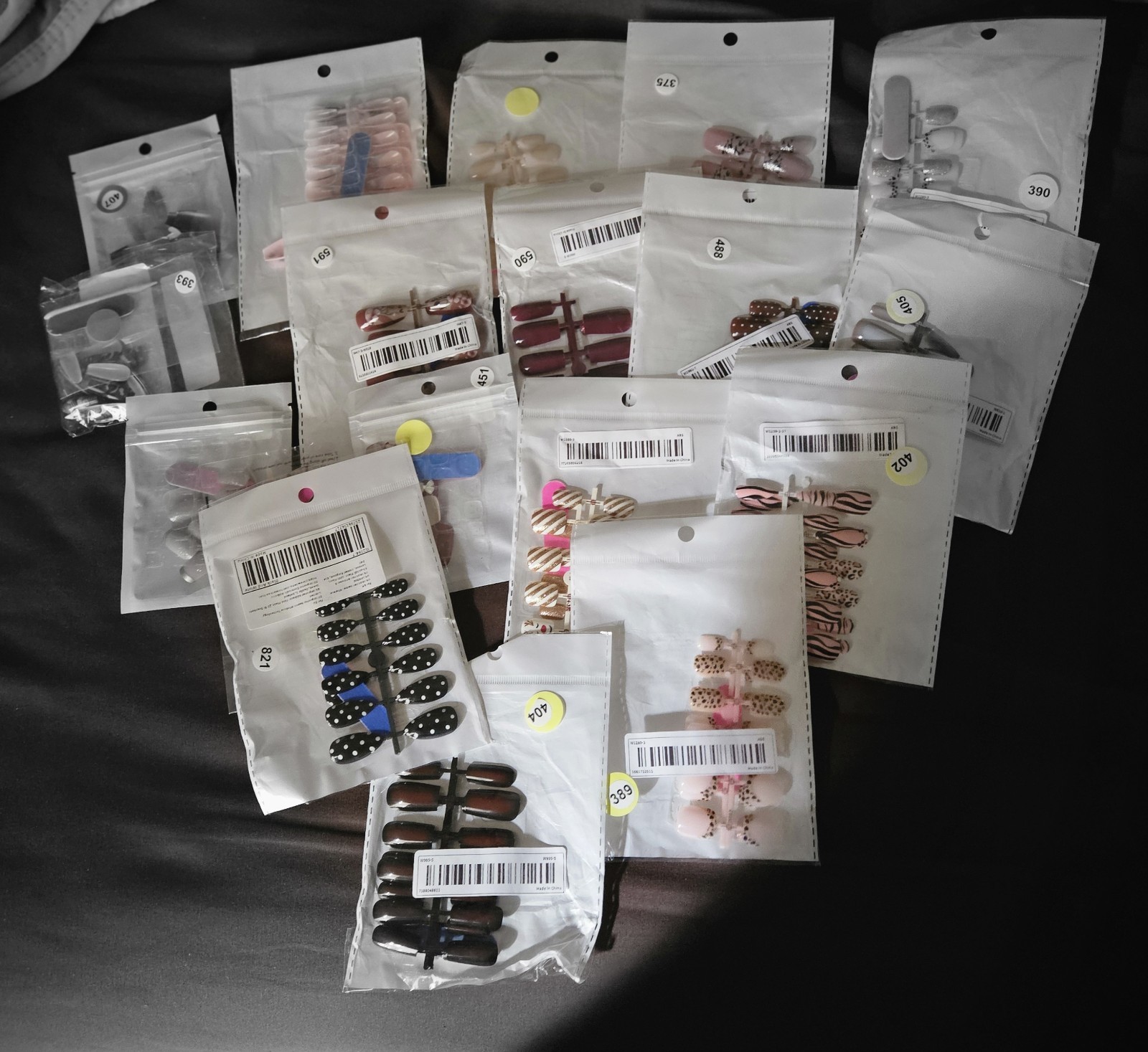 15 Random Sets Press-On Nails Bagged- Assorted Colors, Styles, Length