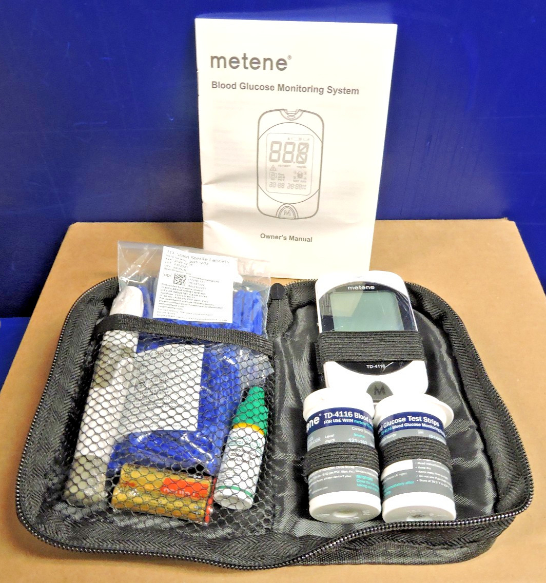 NEW Complete Kit Metene TD-4116 Blood Glucose Monitor / 100 Strips / 100 Lancets