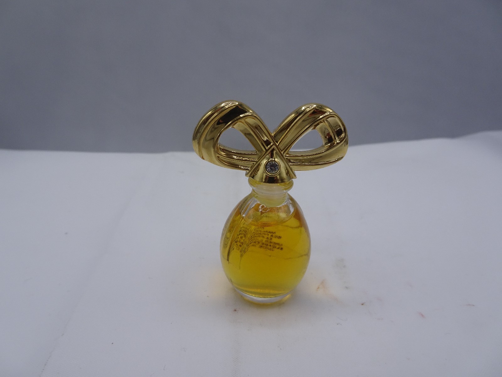 WHITE DIAMONDS Elizabeth Taylor Parfum Miniature