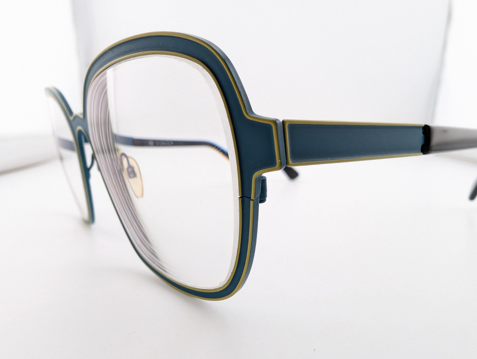 Roger Eye Design Eyeglasses, Frames Only, Finetoon 2 C.1, 52-18-…, Netherlands