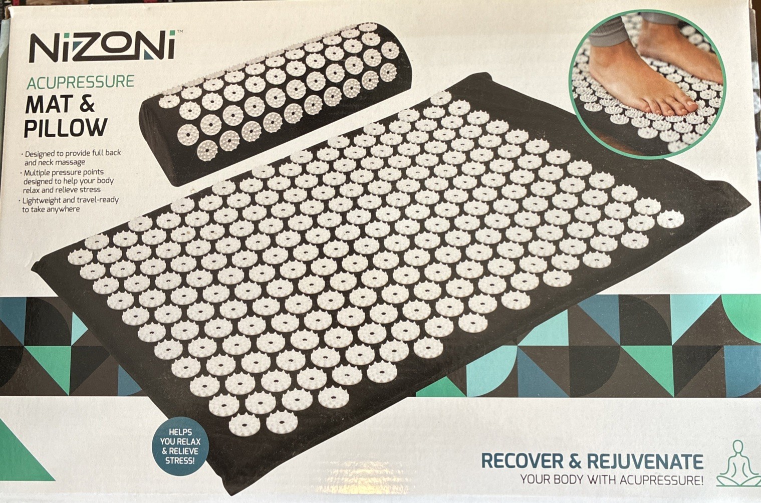 NIZONI Neck and Back Pain Relief Acupressure Mat and Neck Pillow Set