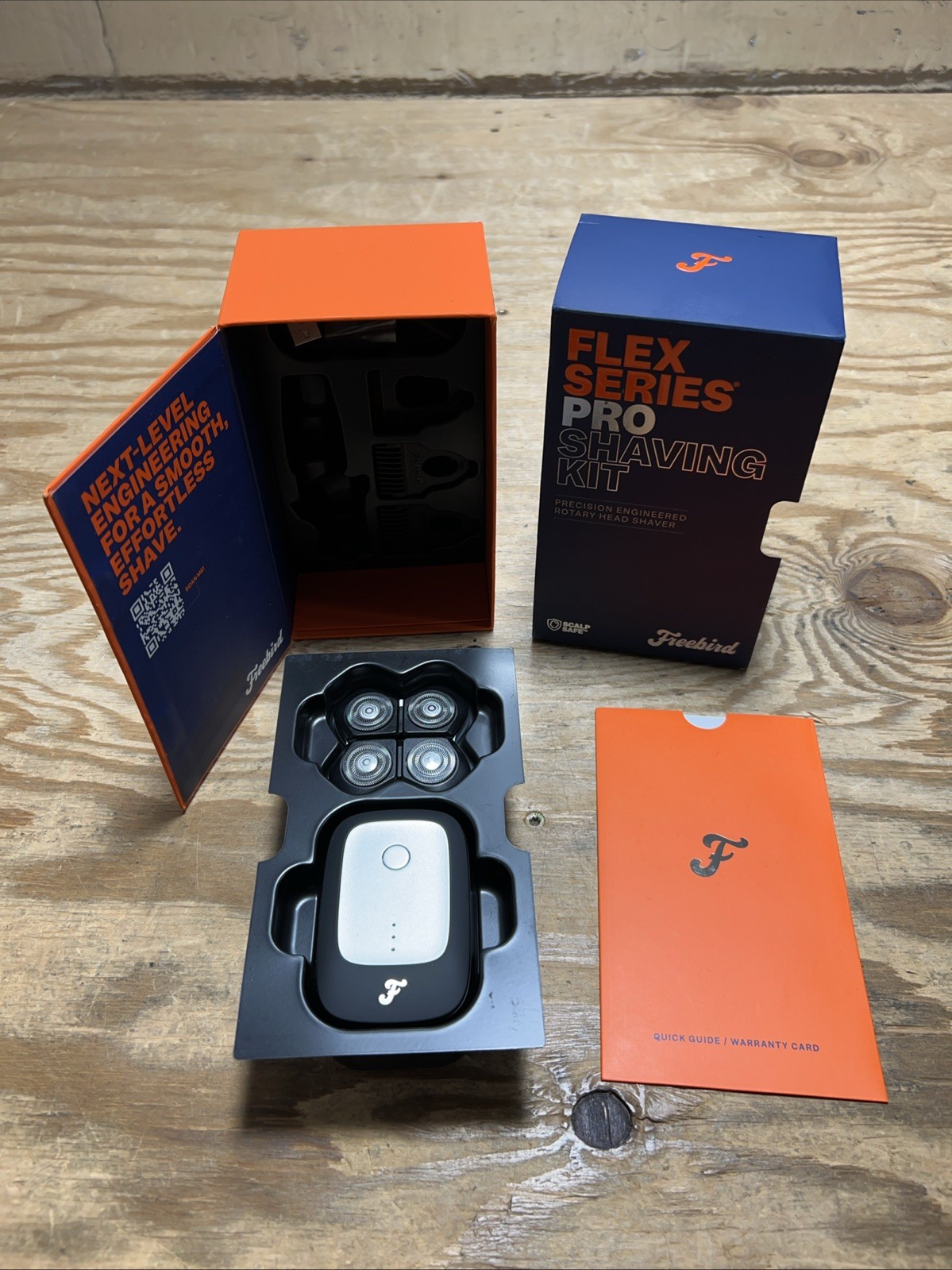 FlexSeries Pro Electric Head & Body Shaver Kit Cordless Wet/Dry USED