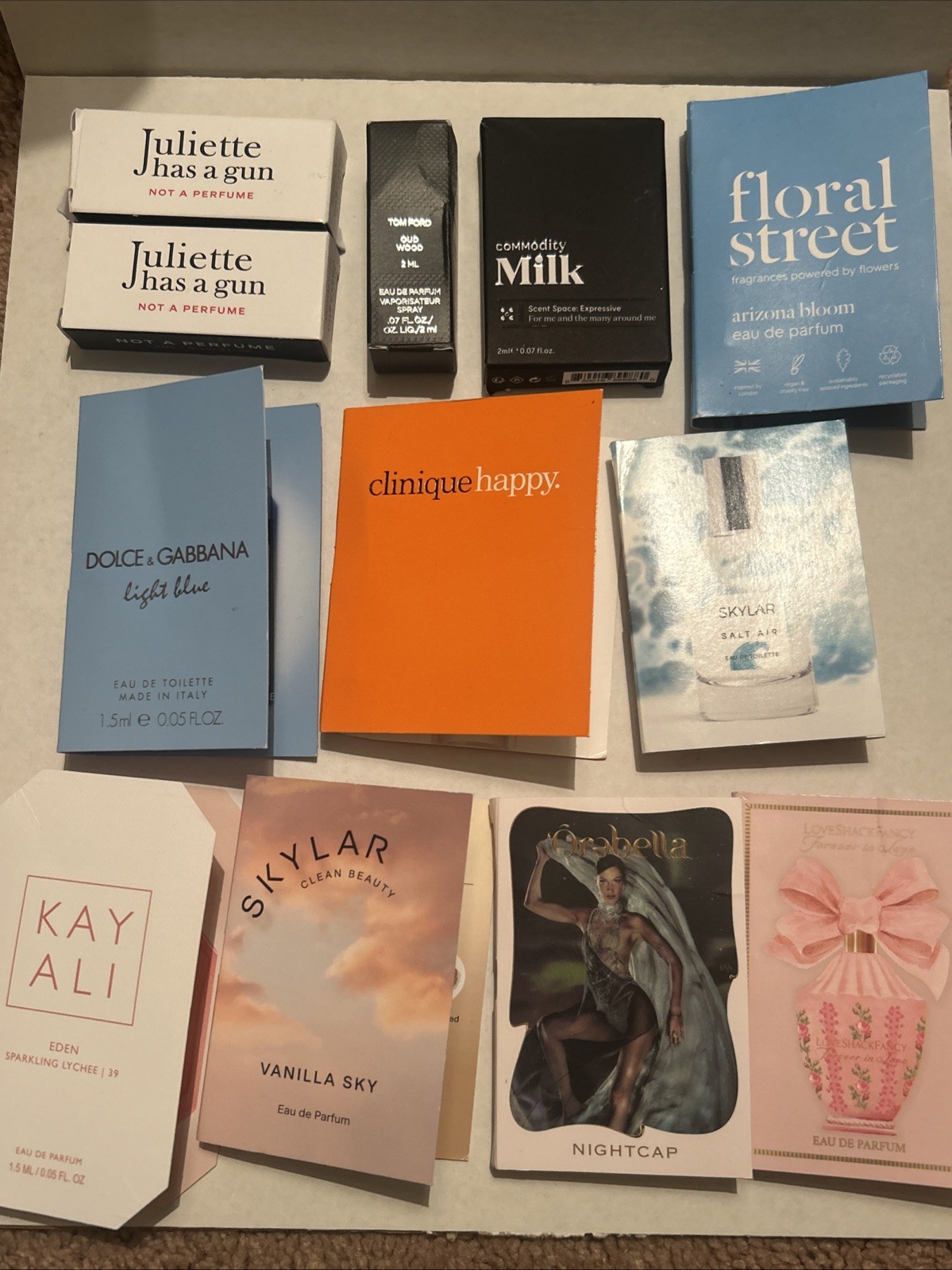 12 Men Women Unisex Designer Perfume Samples Travel with Organza Bag Lot