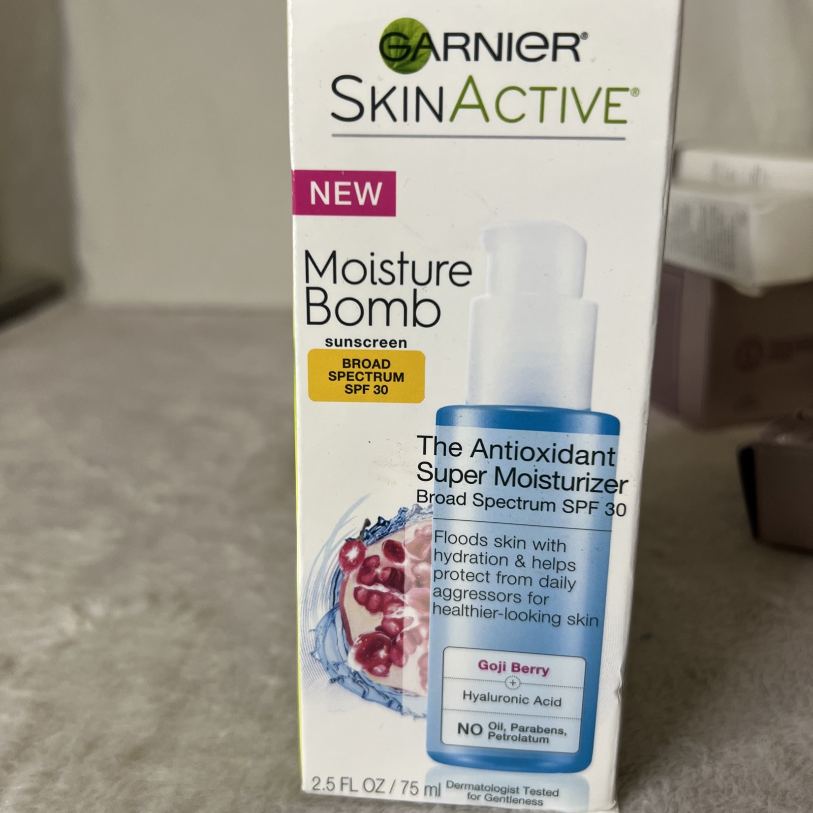 New Garnier SkinActive Moisture Bomb SPF 30 Moisturizer – 2.5 oz Goji Berry