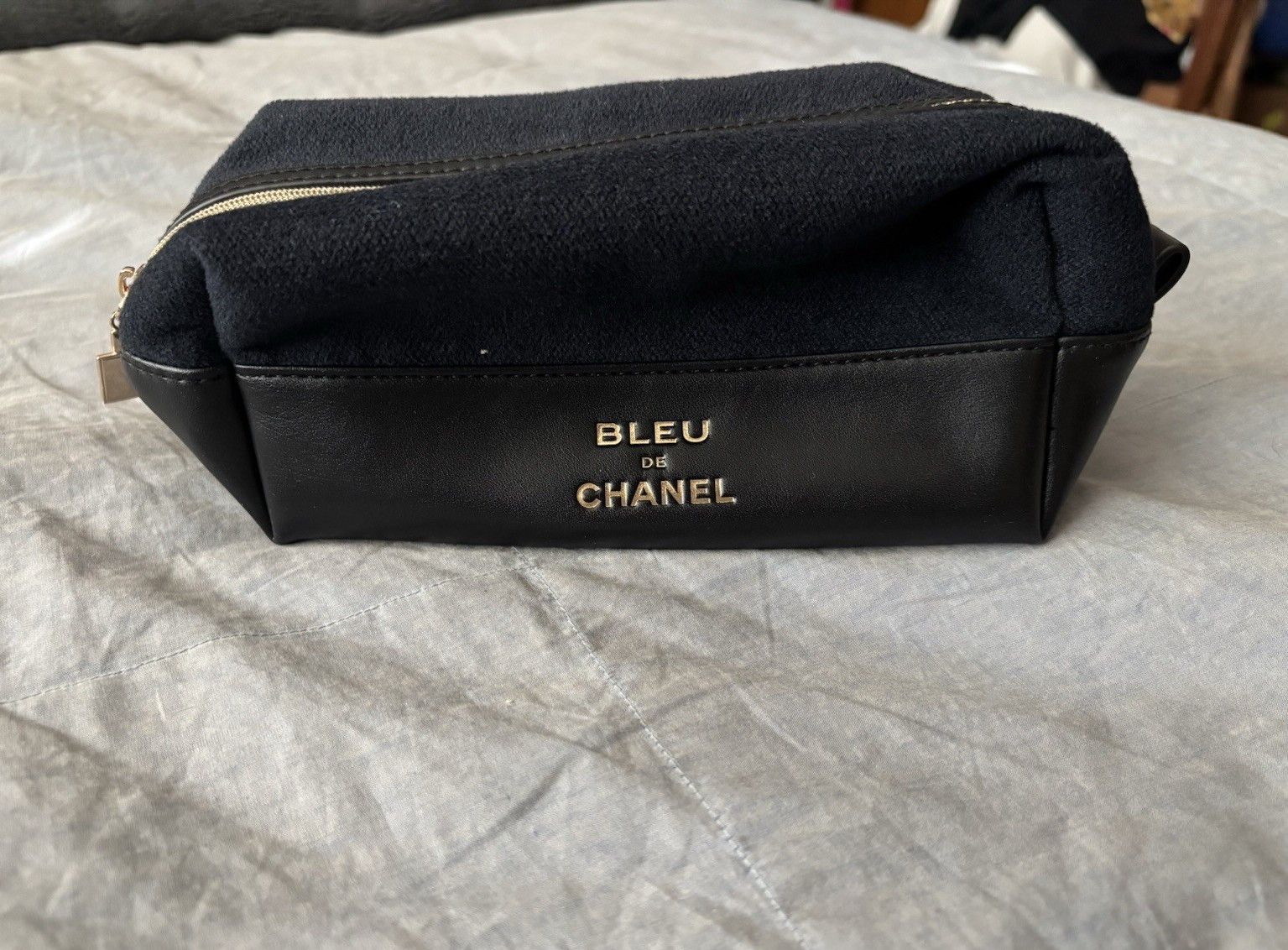 CHANEL Bleu de CHANEL Black Zippered Makeup Bag Pouch Zip Closure
