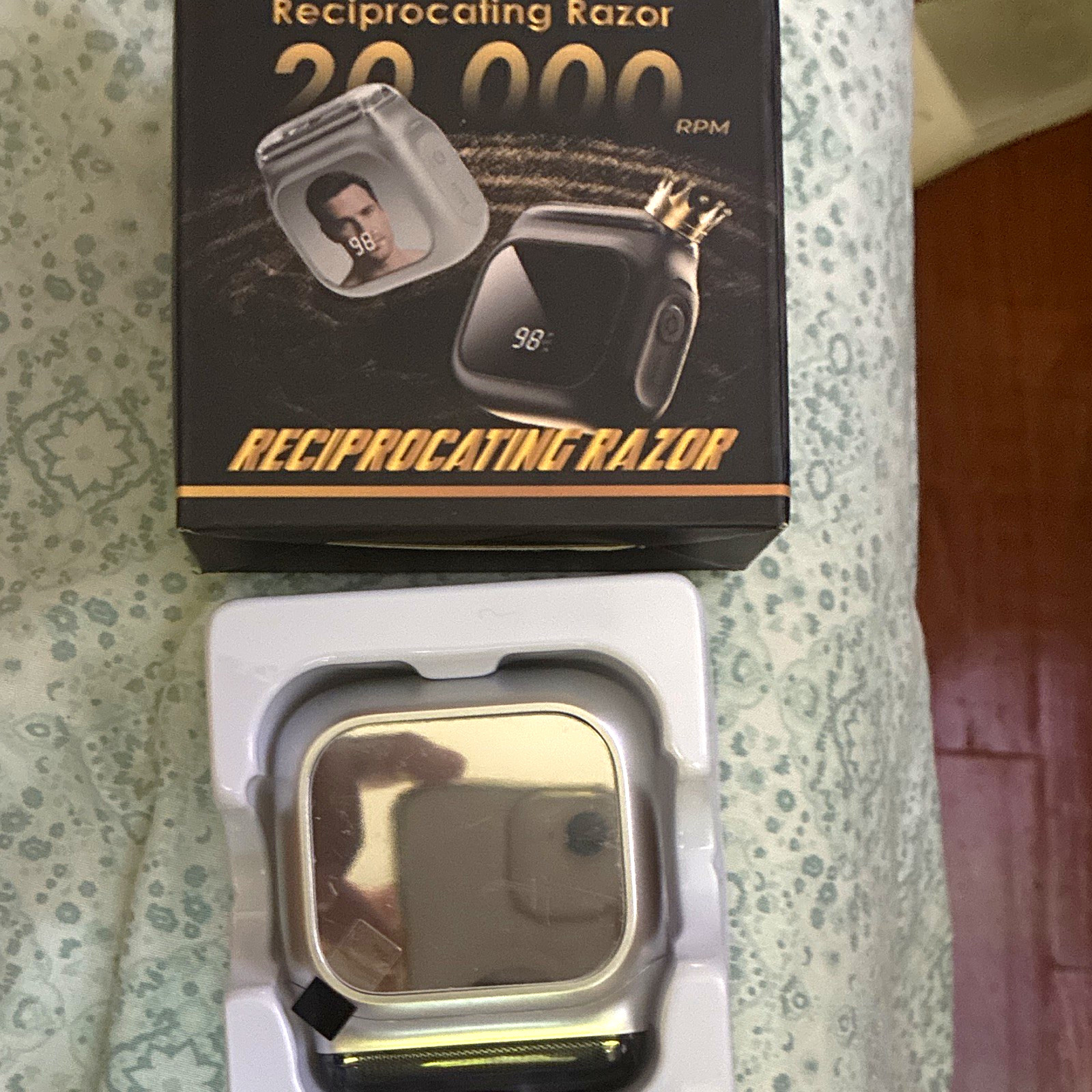 Men’s Reciprocating Razor Facial Foil Shaver Cordless LED Display Black/Gold