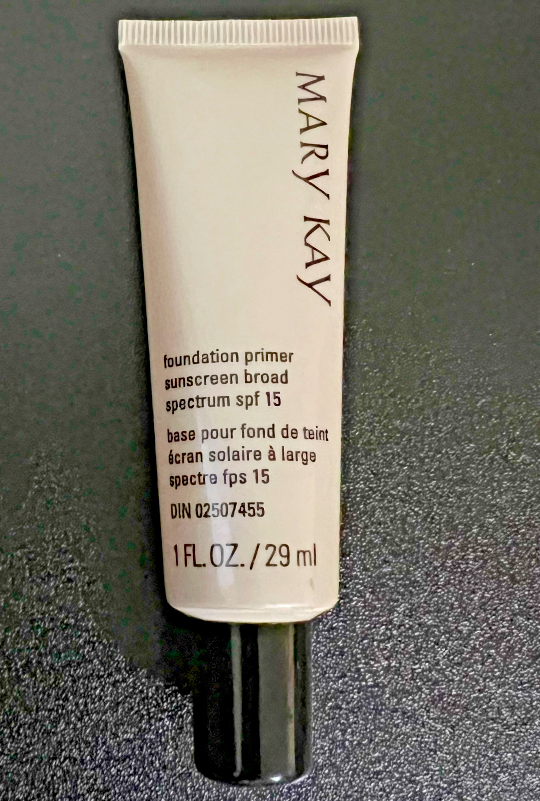 Mary Kay Foundation Primer Sunscreen – SPF 15 – 1 oz. ~ EXP 04/2027, NIB