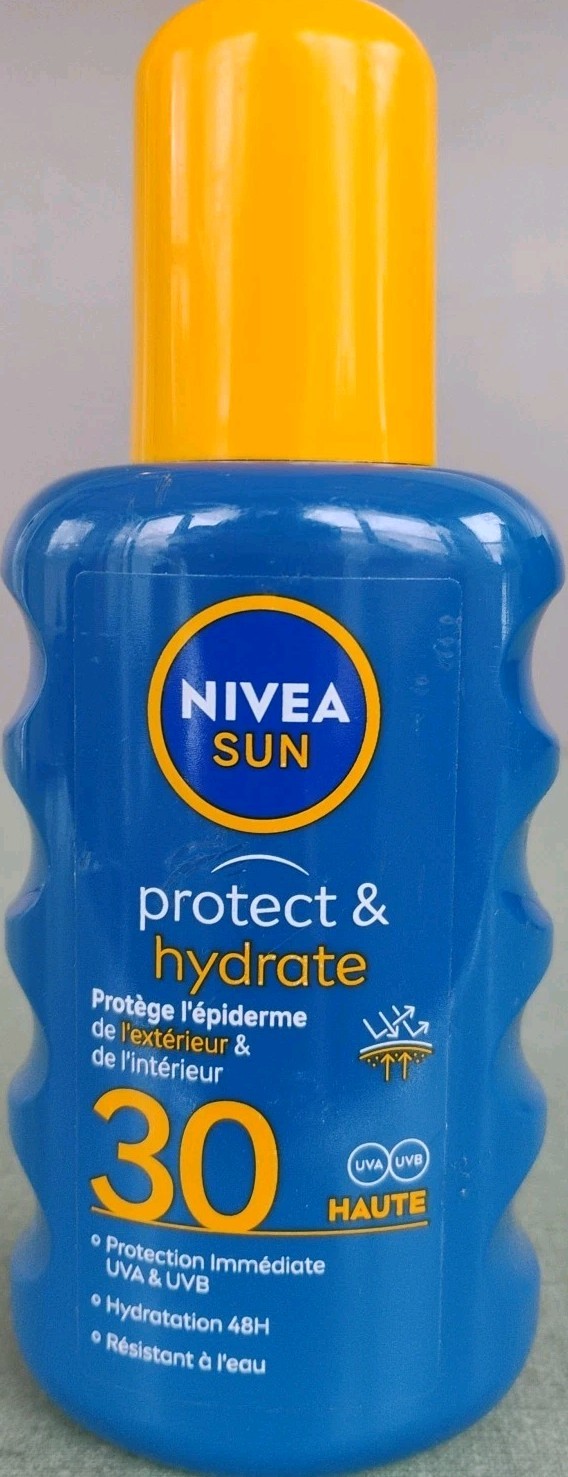 Nivea Sun Protect & Hydrate Spray spf30 200ml 6.7oz Exp 10/2026
