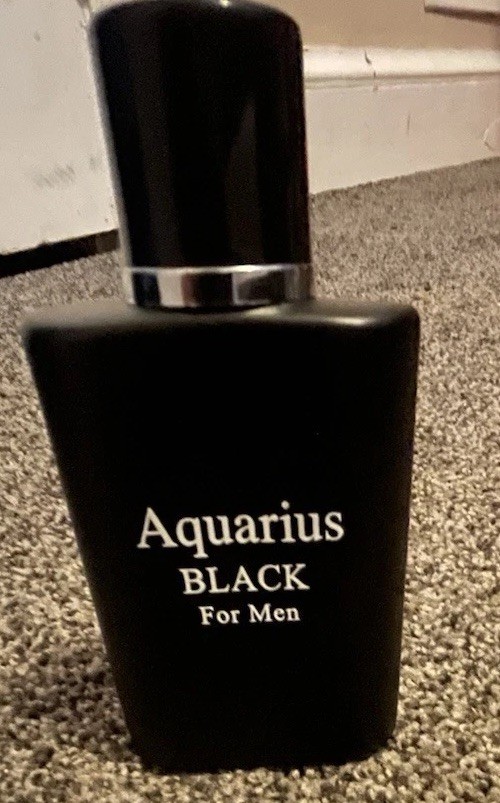Aquarius Black for Men Eau de Toilette Spray 3.4 fl oz Woody Spicy Amber