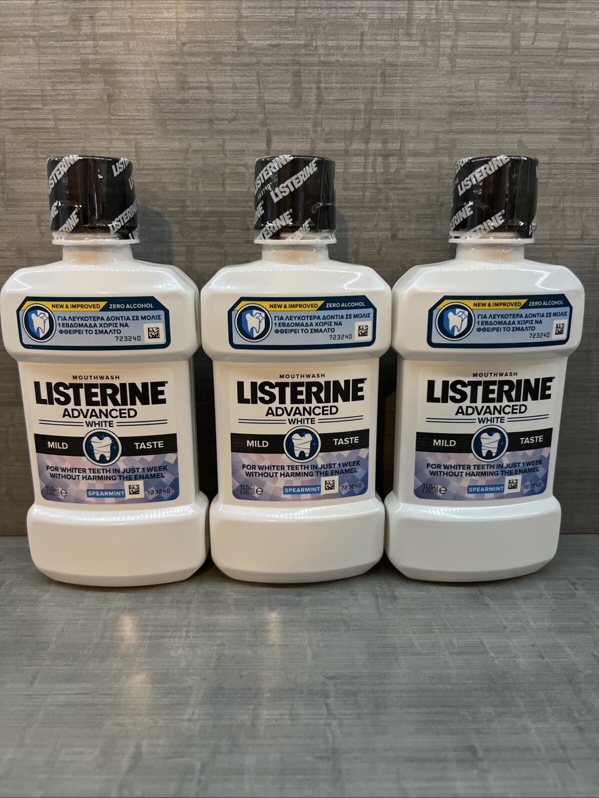 Lot of 3 LISTERINE Advanced White Mild Taste spearmint 8 oz each