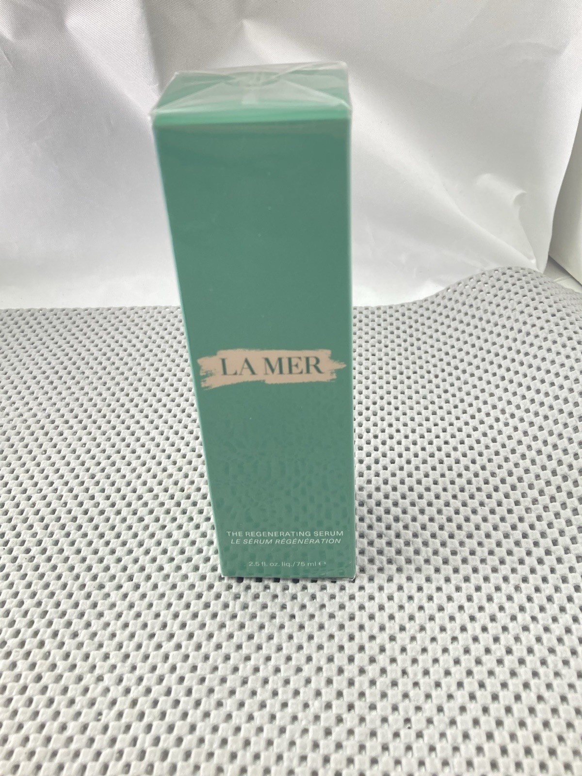 LA MER The Regenerating Serum LARGE 2.5 oz /75ml FRESH March 2025 Batch $900msrp