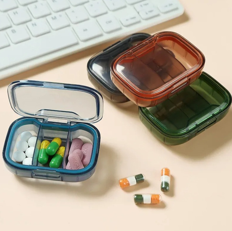 2pcs Portable Mini Pill Organizer Box – Compact Travel Medicine Container – NEW