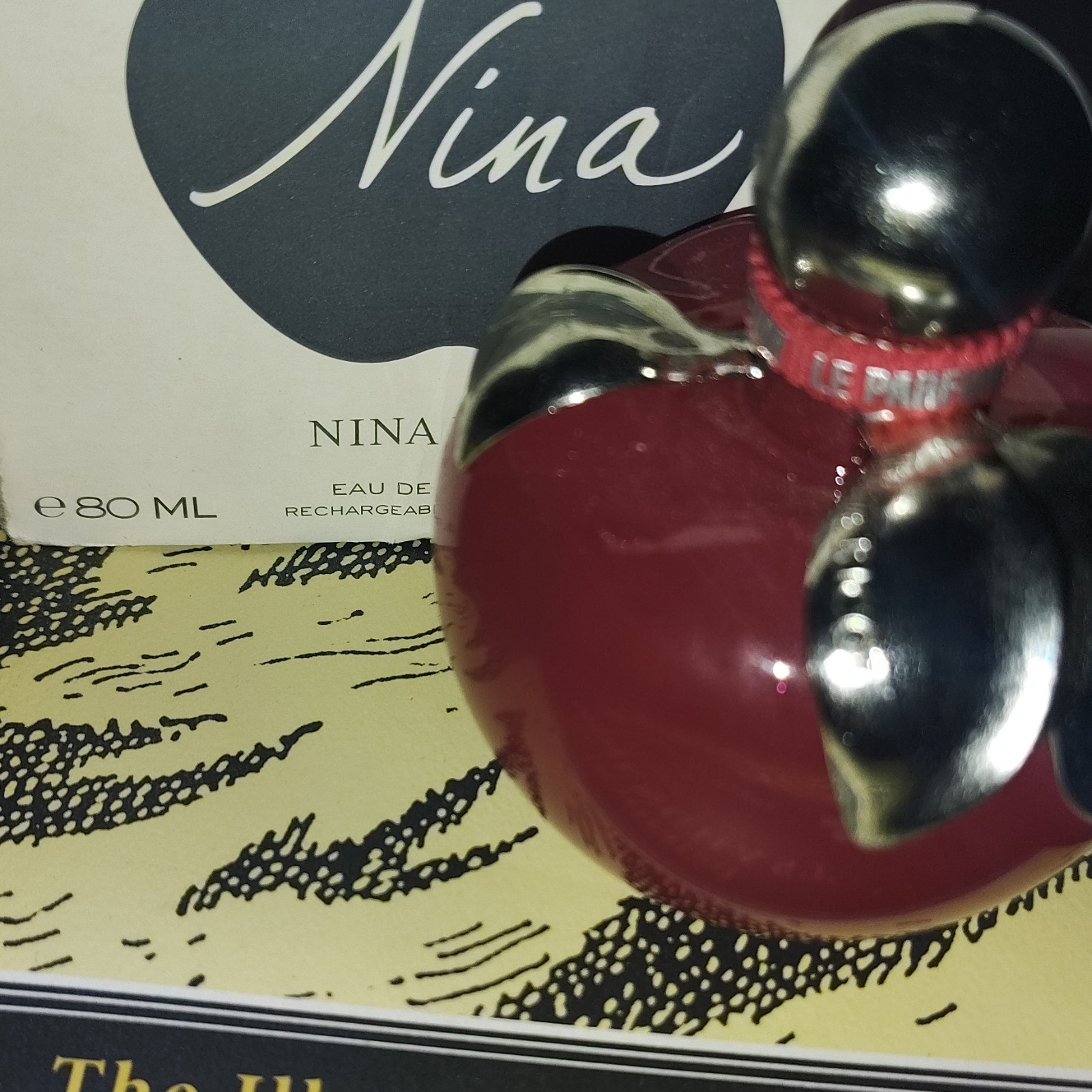 Nina Ricci Nina Eau de Toilette Spray 80 mL Rechargeable Regular Size