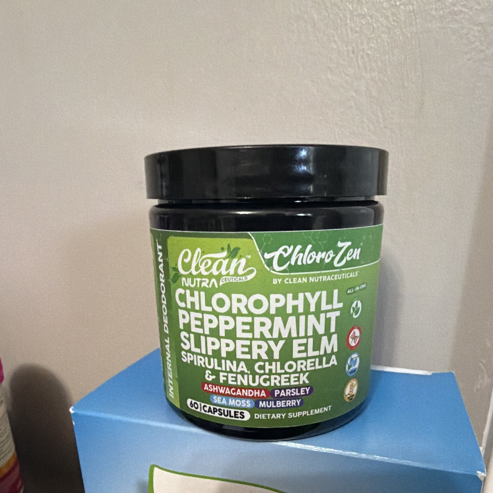 Clean NutraCeuticals ChloroZen Chlorophyll Peppermint Vegan 60 Capsules