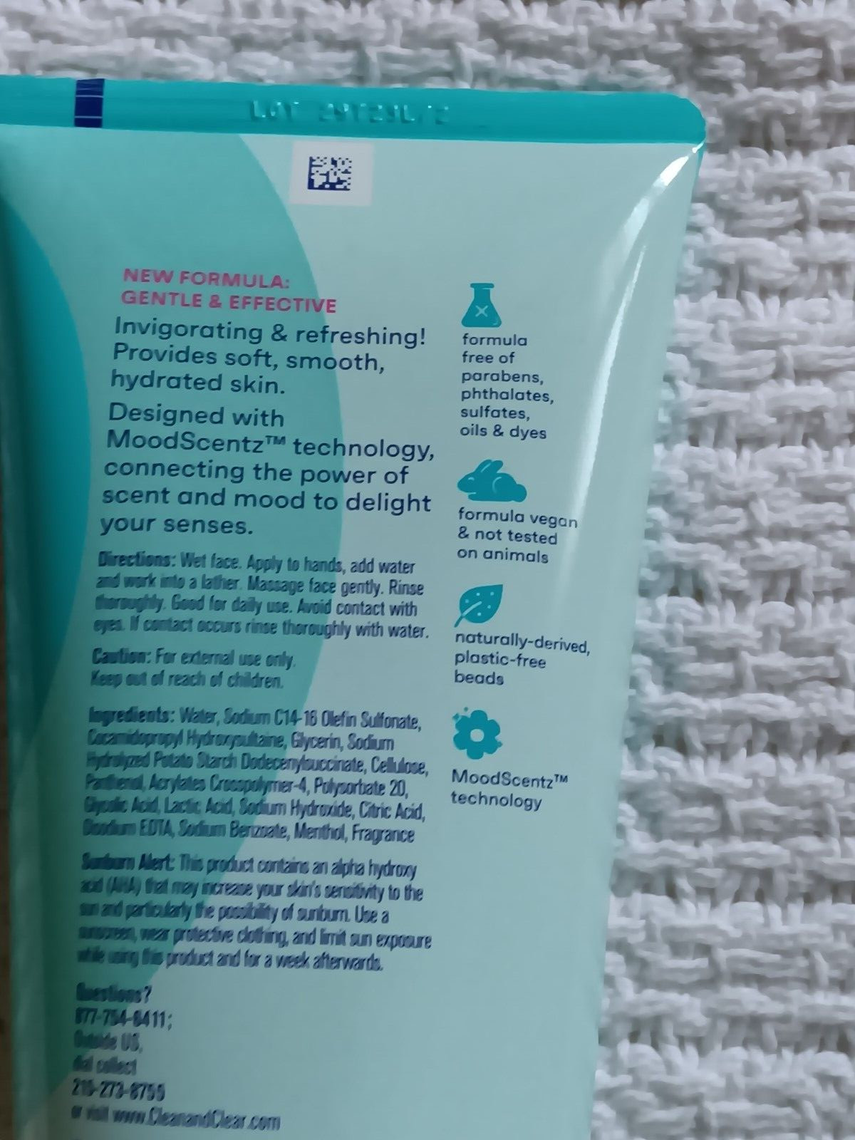 Clean & Clear Deep Action Exfoliating Cleanser Dual Action Moisturizer Acne Spot
