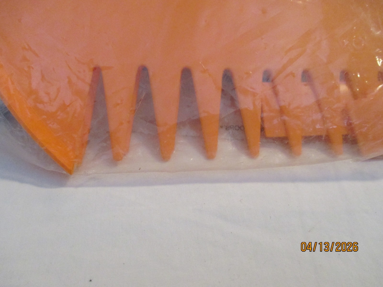 Vintage APT Leaf Scoops Multi-Purpose Tool For Outdoor Cleanup Has 2 Leaf Scoops