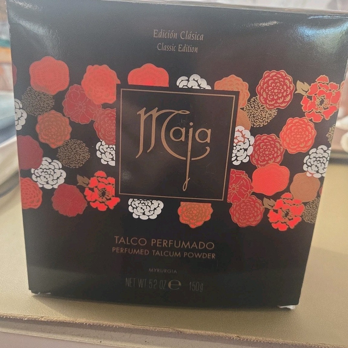 Maja Perfumed Talcum Dusting Powder (5.2 oz) Classic Edition NIP