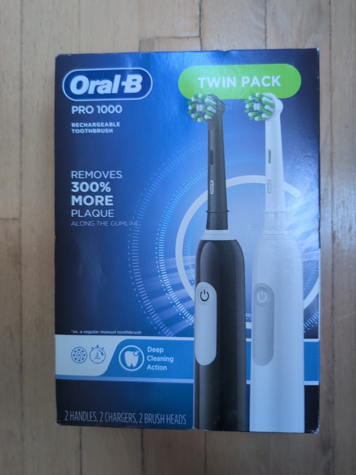 Oral-B Pro 1000 Rechargeable Toothbrush Twin Pack Black/White W/2-Year Warranty
