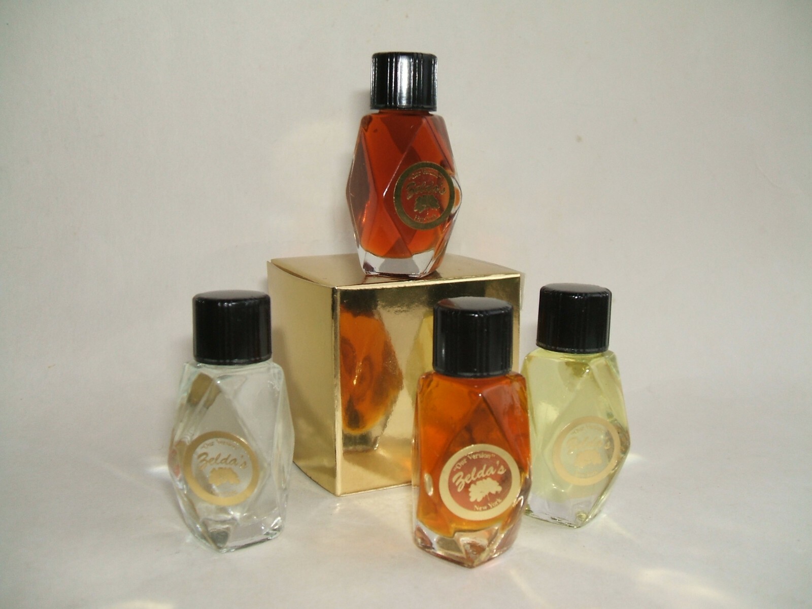 Zelda’s Pure Perfume Body Oils Egyptian Musk Choose Scents 1/4oz Diamond Bottle