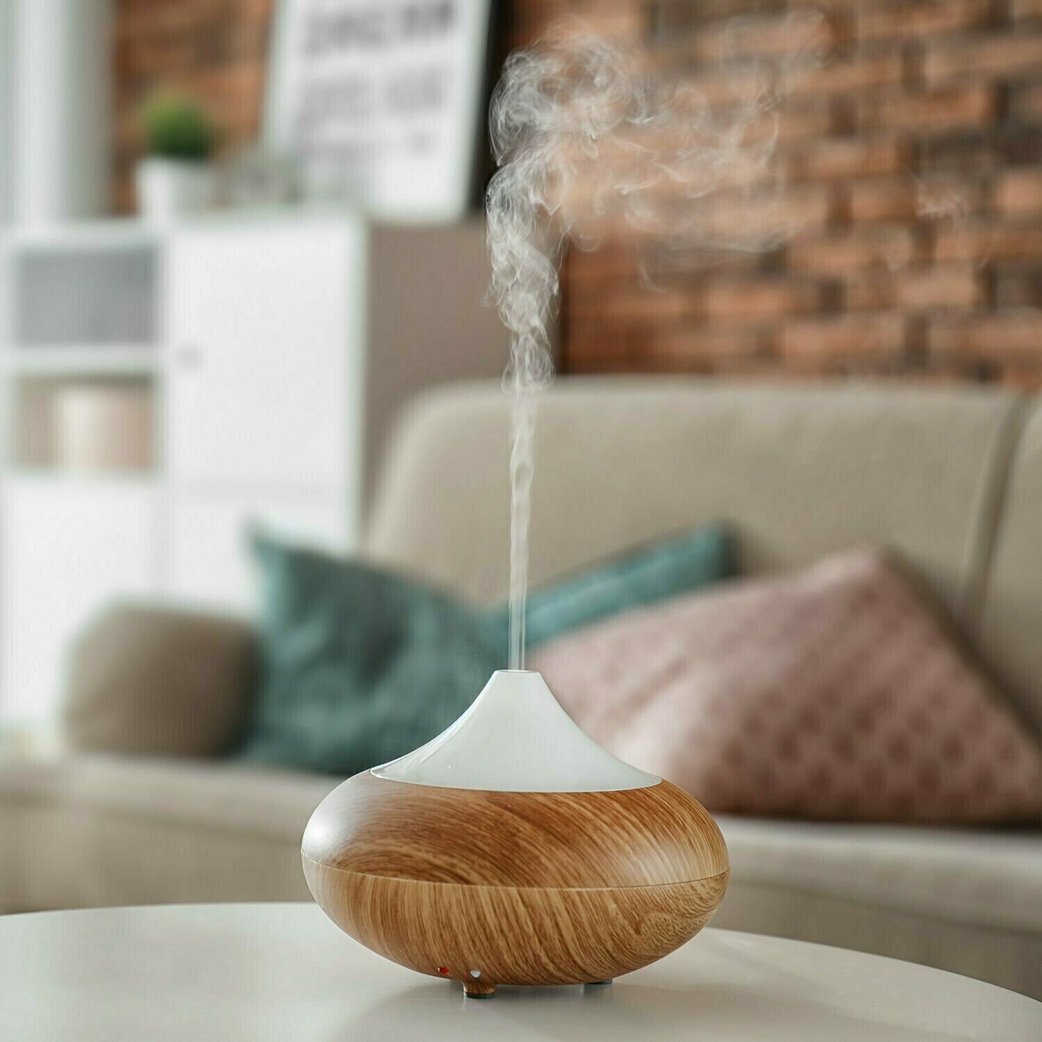 Essential Oil Aromatherapy Diffuser and Humidifier w/ Soft Light – Oak, Small