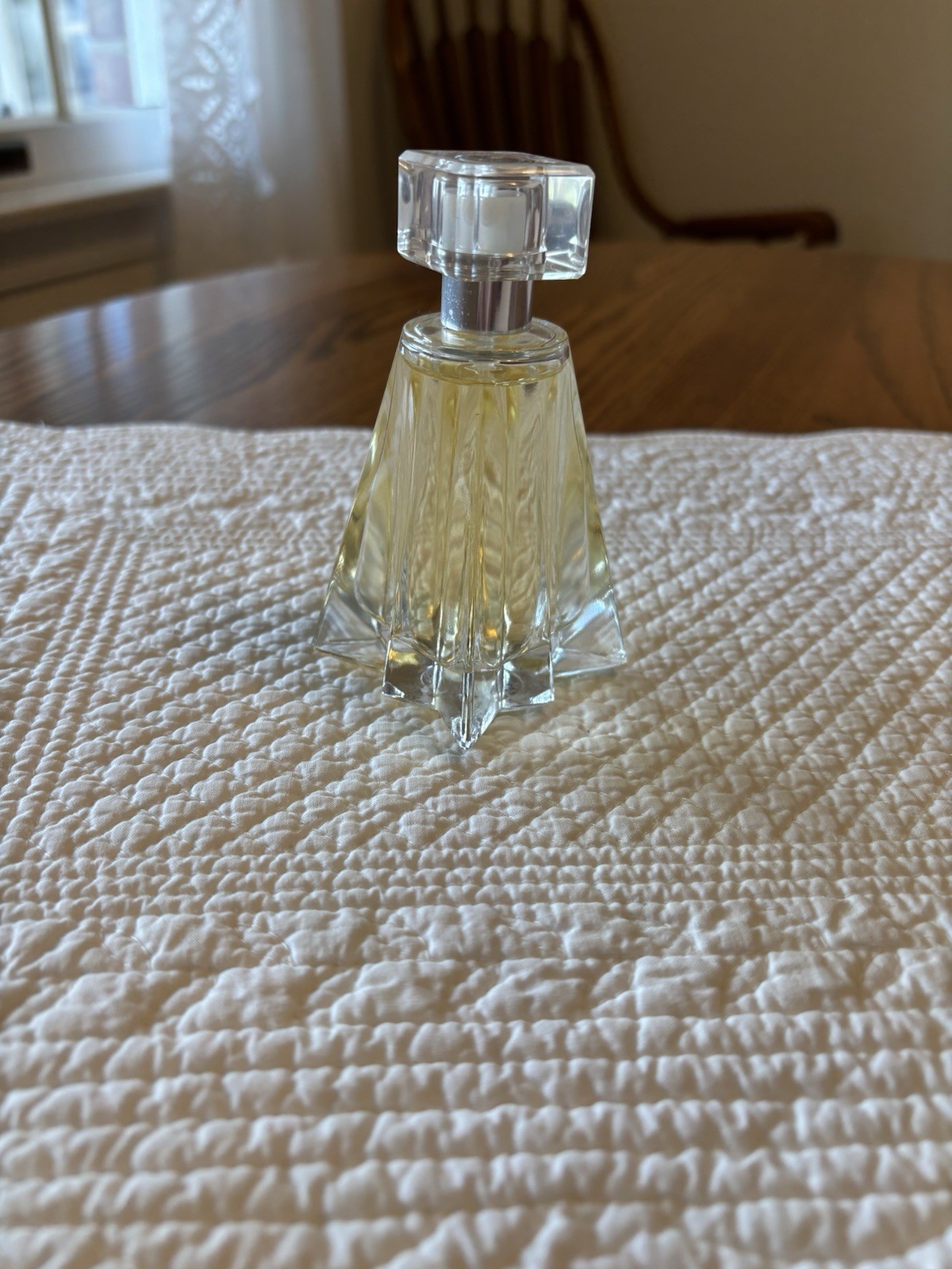 Shania Twain Starlight Edt. 1.7 Oz $25.00+8.00 Shipping. New