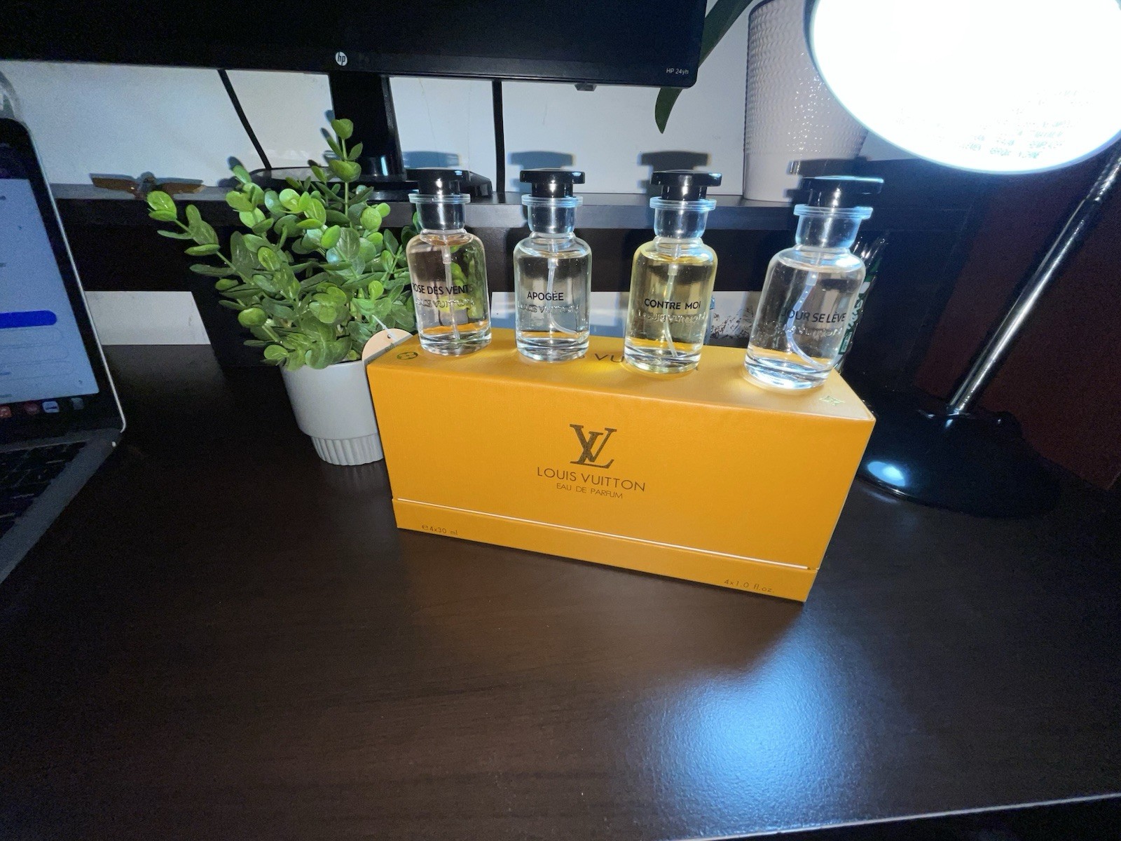 Louis Vuitton LV 4×30 Womans Perfume Gift Set