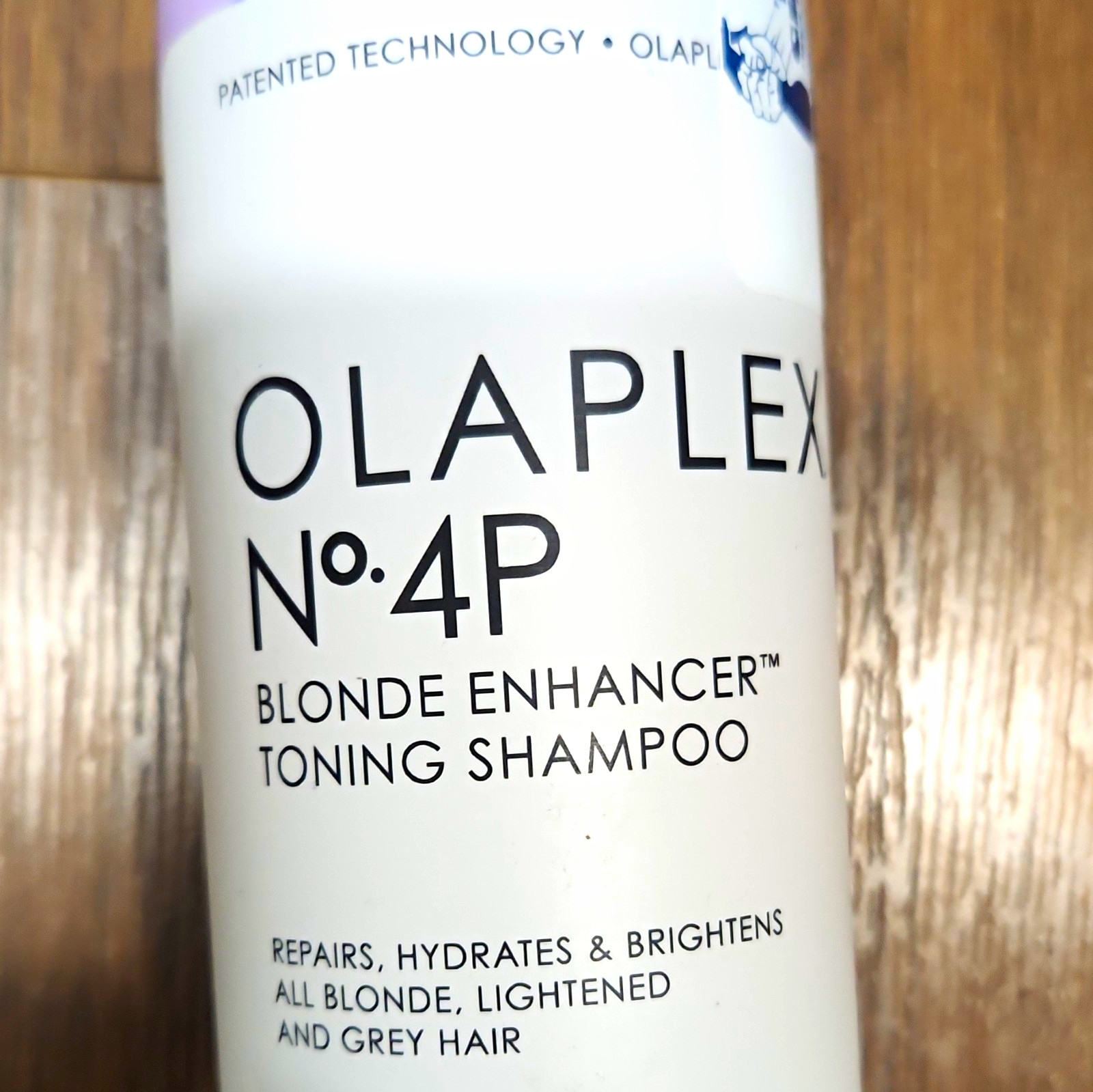 Olaplex No. 4P Blonde Enhancer Toning Shampoo Vegan Color-Safe Liquid