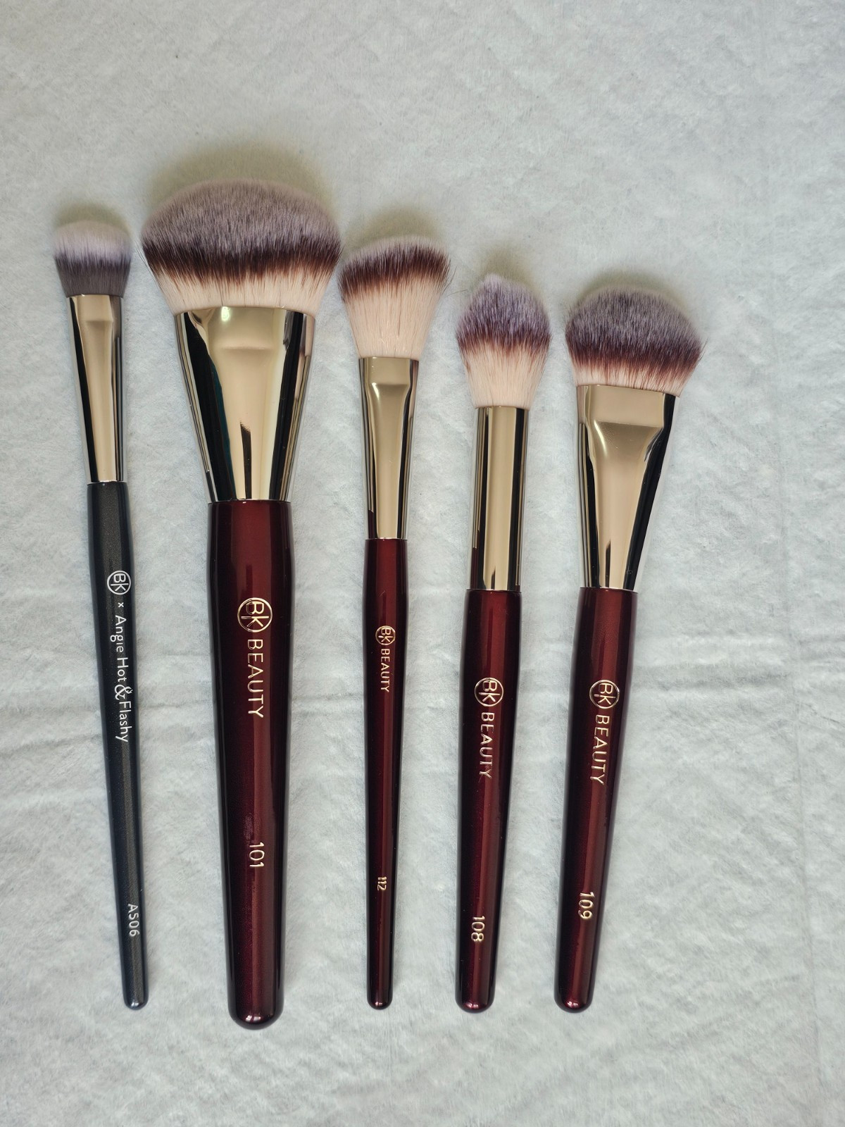 BK Beauty 5pc Brush Set 101 A506 Kitten Paw 108 109 112 Foundation Concealer Kit