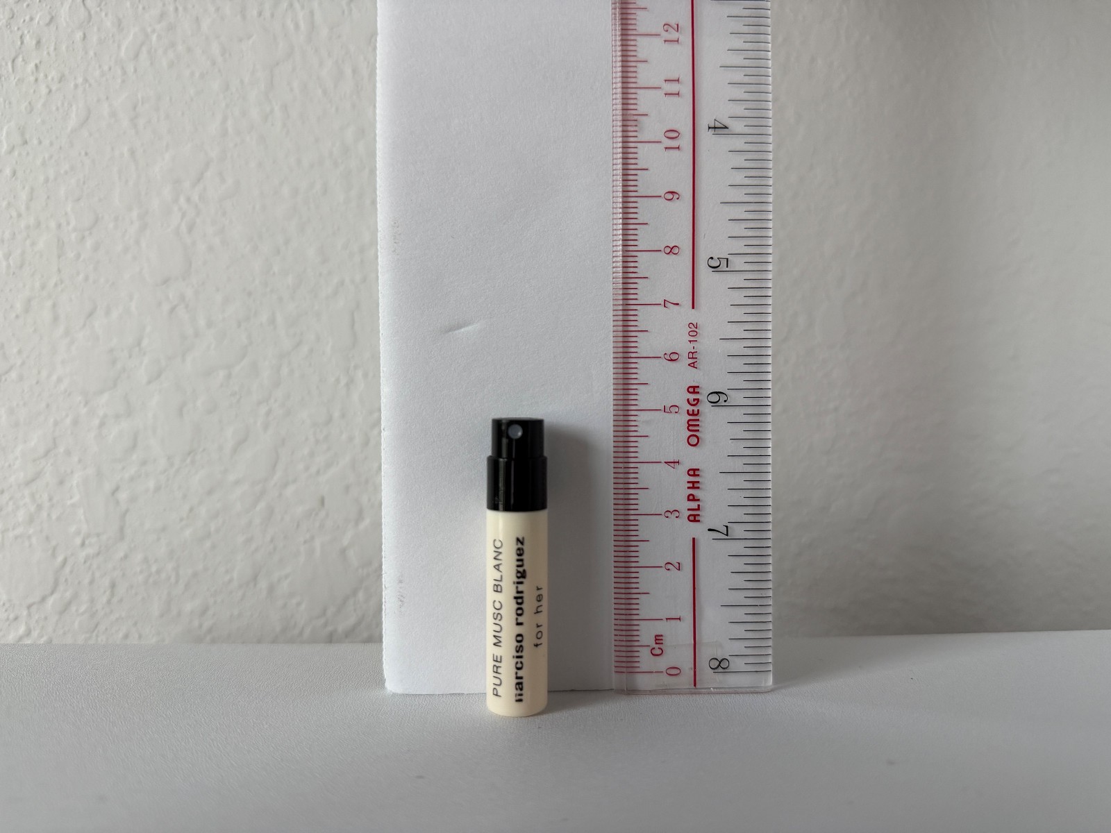 NARCISO RODRIGUEZ – Pure Musc Blanc For Her Intense Vial Spray x 1 Pcs, 0.6ml