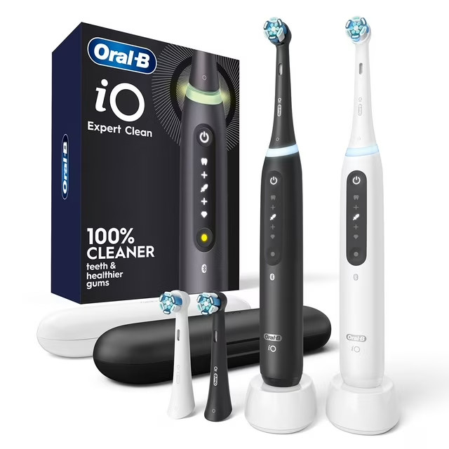 Oral-B iO Series 5 Rechargeable Toothbrush Twin Pack – MISSING A CHARGER