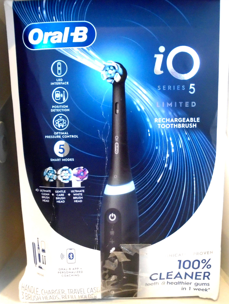 Oral-B iO Series 5 Limited Electric Toothbrush w/ 3 Brush Heads BLACK