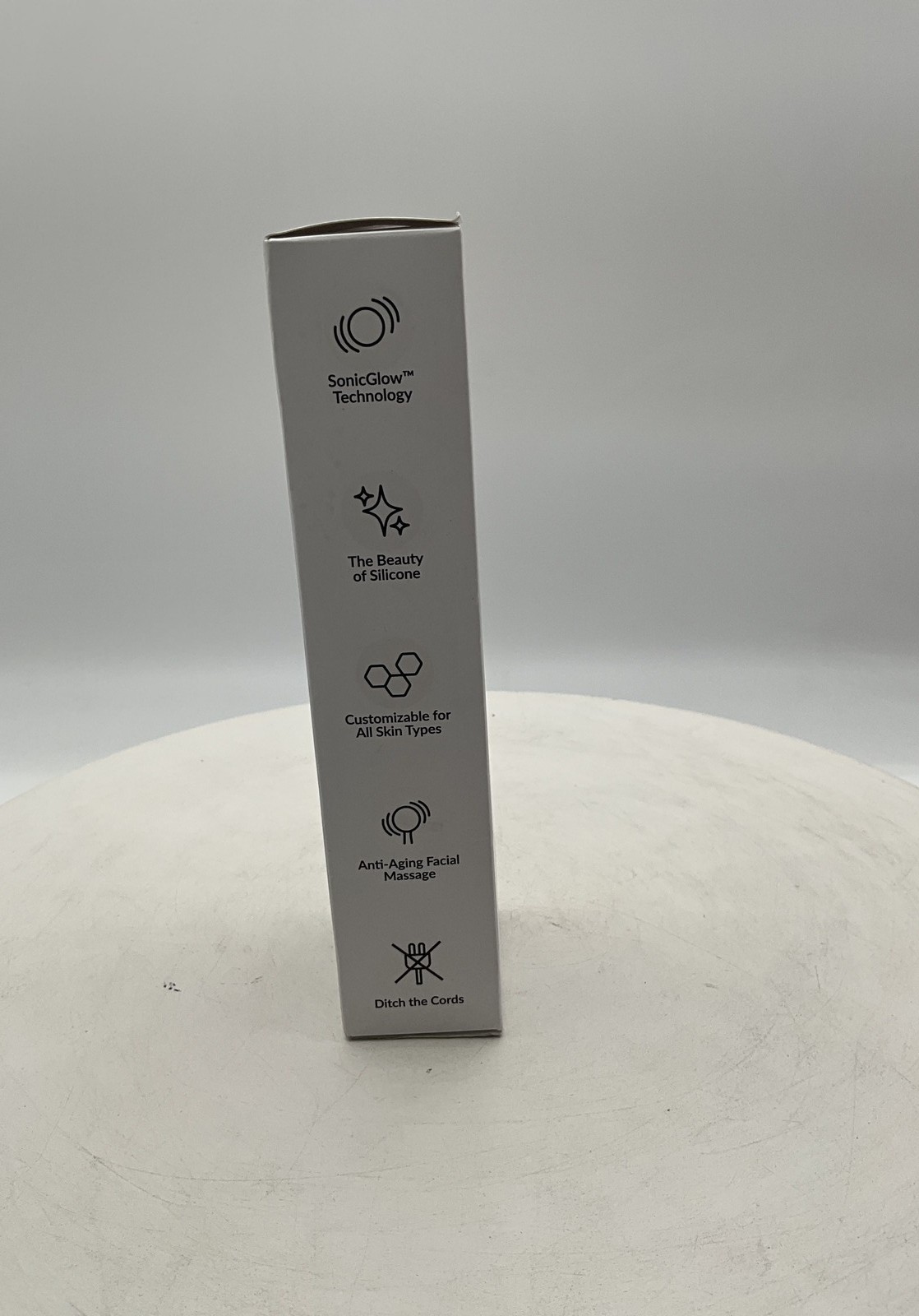 PMD Clean Smart Facial Cleansing Device with Silicone Brush Sealed