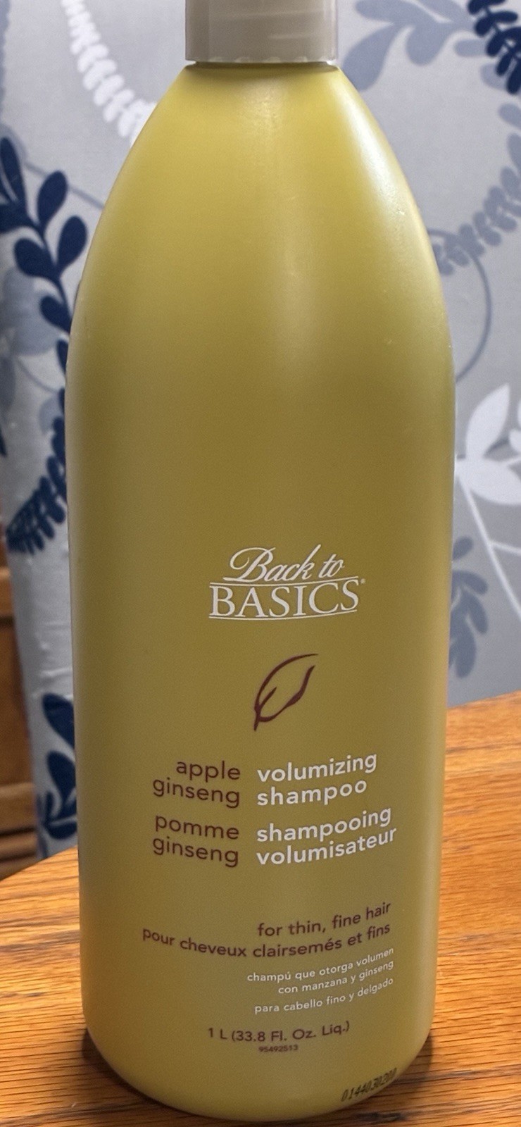 Back To Basics Apple Ginseng Volumizing Shampoo for Thin, Fine Hair 33.8 oz. 1L