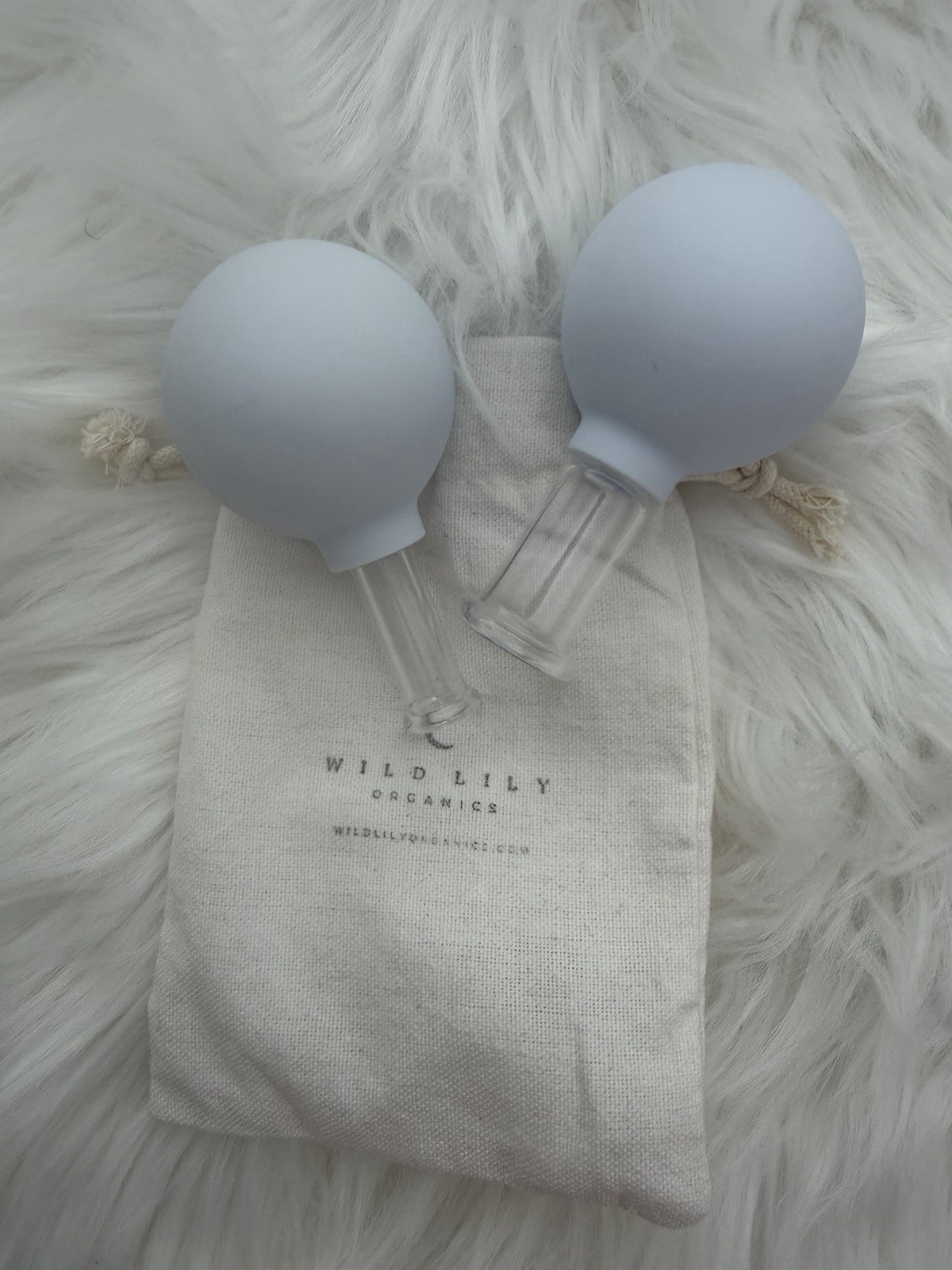 Wild Lily Organics Facial Glass Cupping Set 2 Heads Manual Handheld White