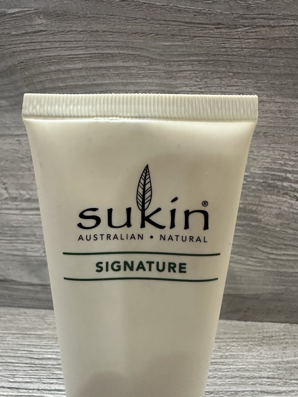 SUKIN Revitalizing Facial Scrub from Australia 4.23 fl oz/125ml New Sealed!