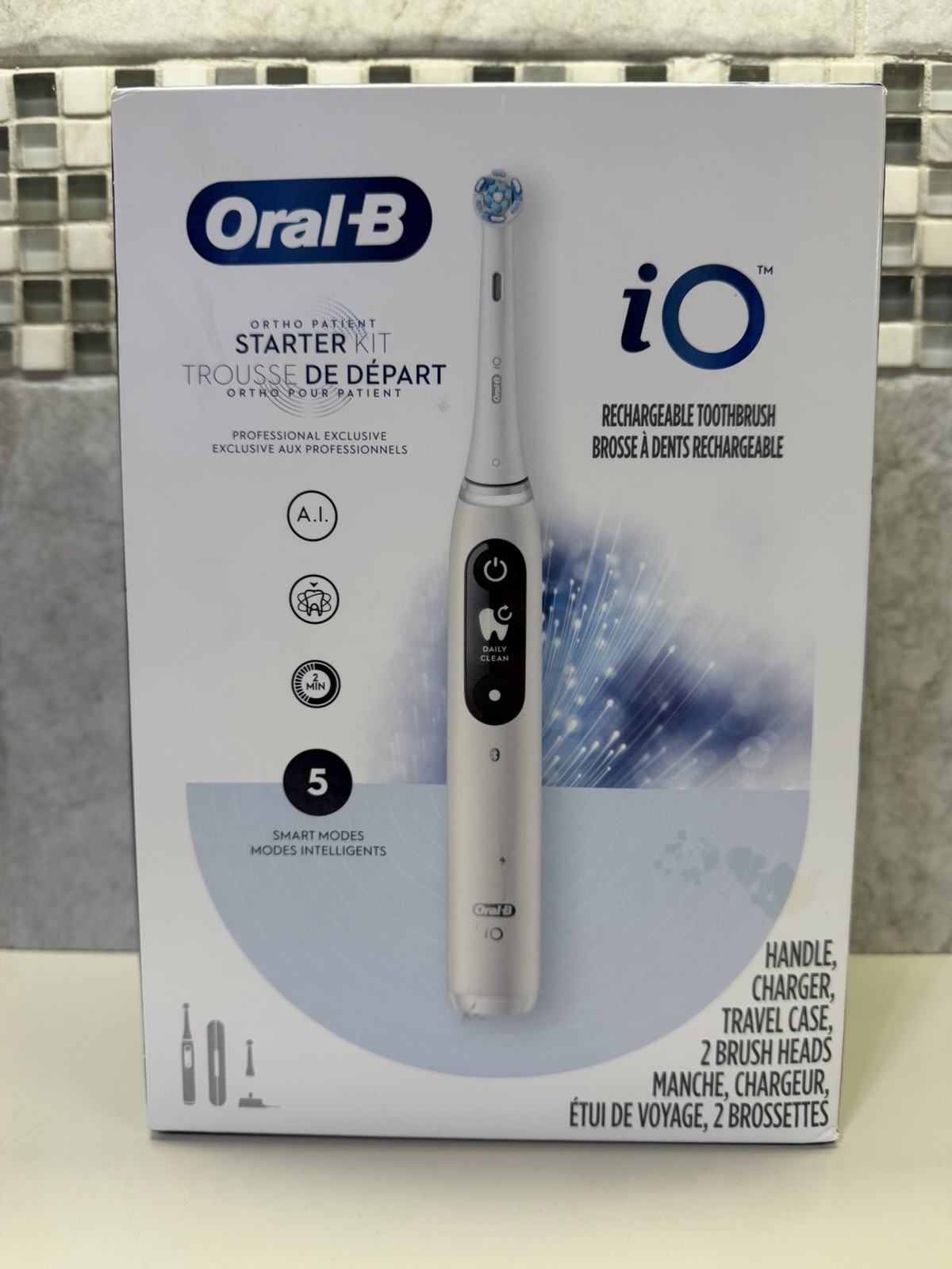 Oral-B iO Series 6 Electric Toothbrush Starter Kit Bluetooth Brush Heads Case
