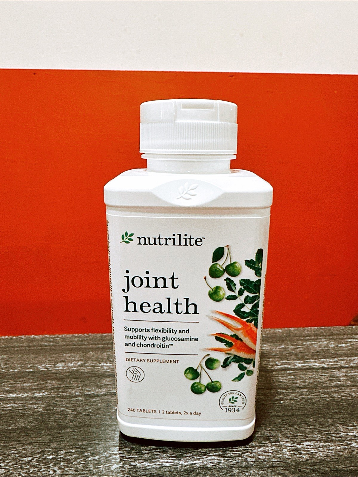 FREE SHIPPING – Nutrilite Glucosamine Joint Health — 240 Ct. EXP:08/2027