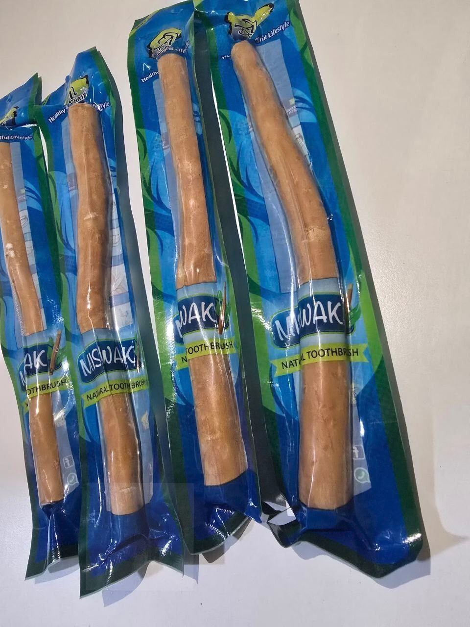 Miswak Al Khair–Natural Toothbrush Nature’s Pure 4pc Sticks-(20L x 1.5-2 DIA.)cm