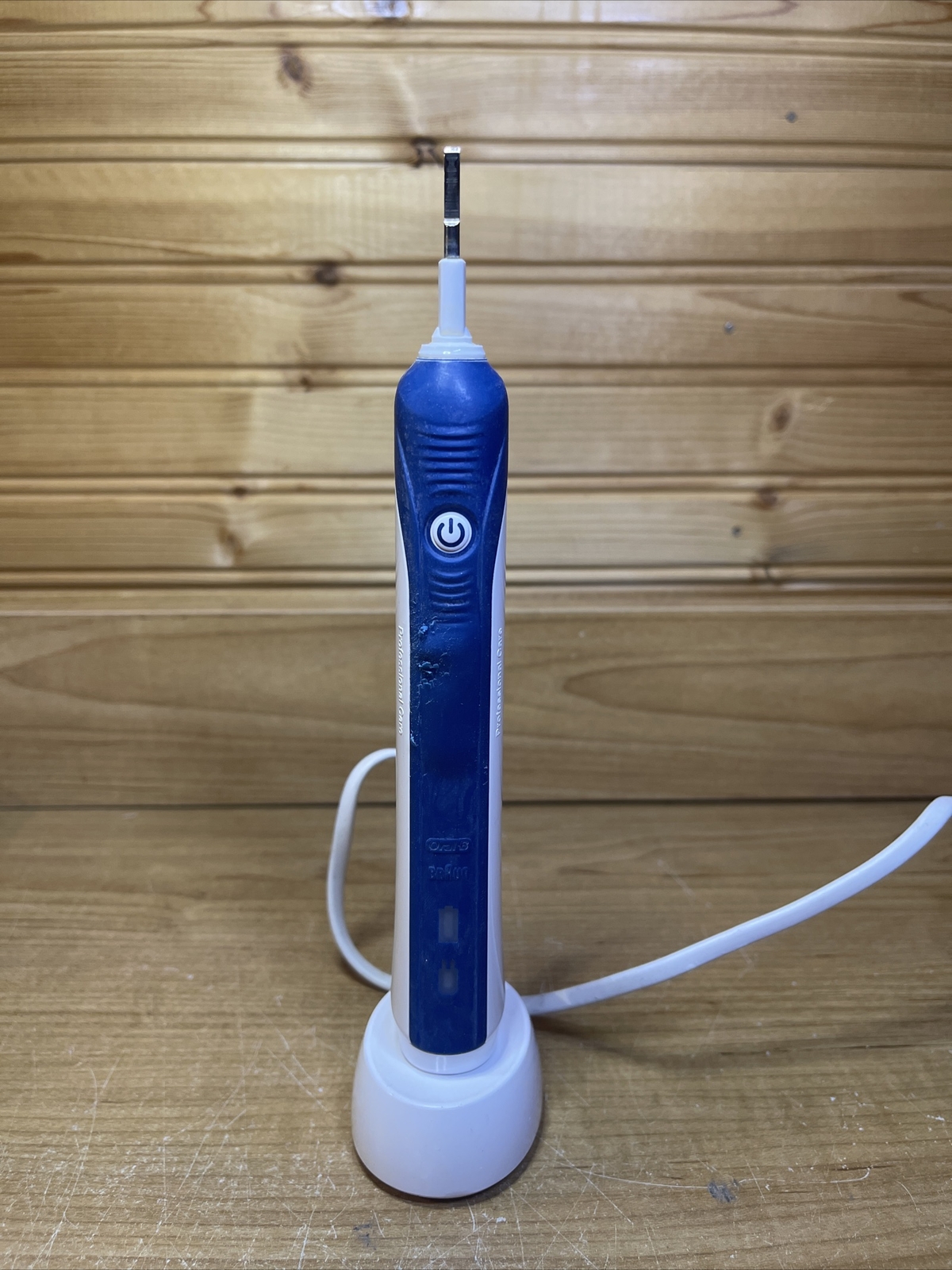 USED Braun Oral-B Professional Care Electric Toothbrush 3756 Handle & Charger